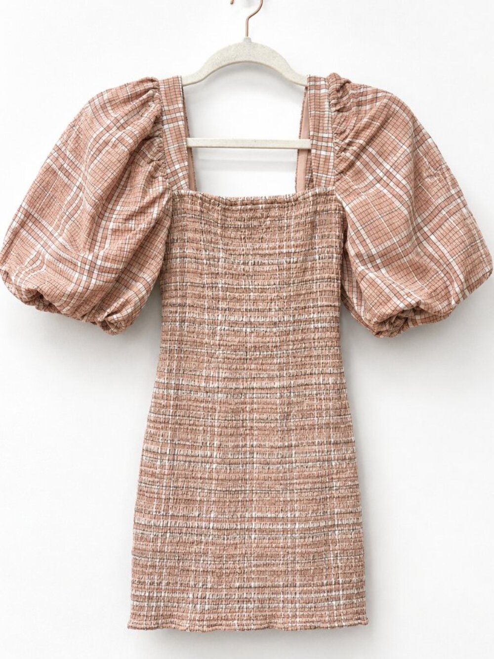 ASTR The Label Pink Plaid Smocked Puff Sleeve Mini Dress